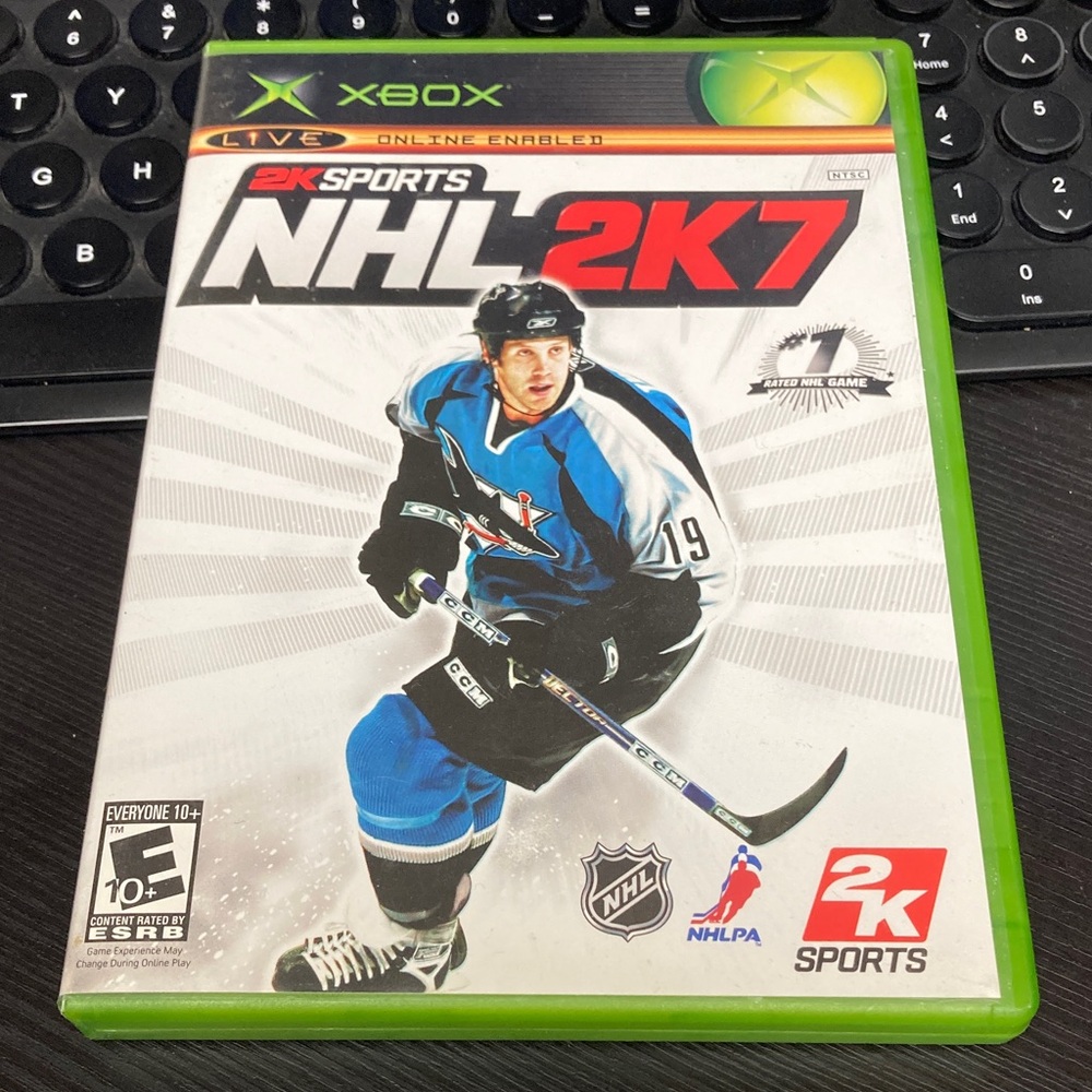 Original Microsoft Og Xbox NHL 2K7 - Green Case